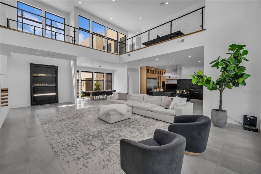 More Photos Of 3366 W 2100 S, Hurricane Multifamily For Sale