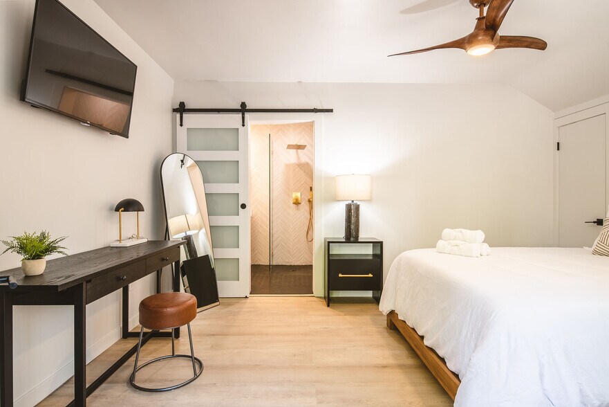 More Photos Of 306 Loch Leven Rd, Lake Arrowhead Hotel For Sale