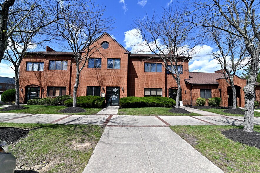 More Photos Of 6 Industrial Park, Waldorf Medical For Lease