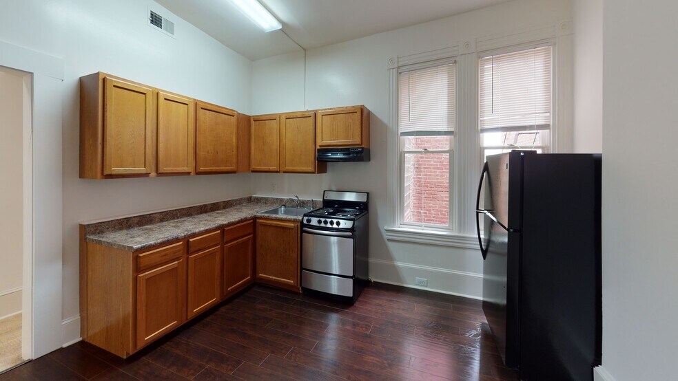 More Photos Of 1808-1816 Saint Paul St, Baltimore Apartments For Sale