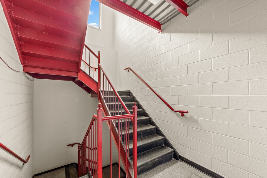 More Photos Of 23330 Commerce Park, Beachwood Office For Sale
