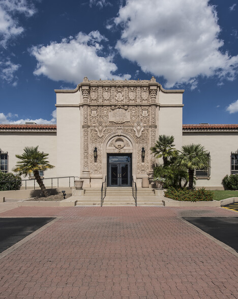 Primary Photo Of 926 E McDowell Rd, Phoenix Office For Sale