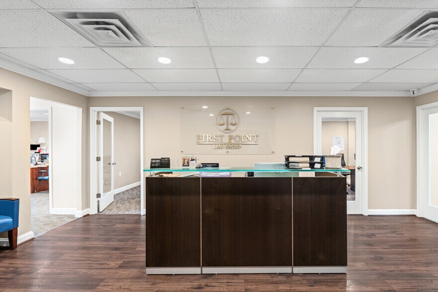 More Photos Of 10521 Judicial Dr, Fairfax Medical For Sale
