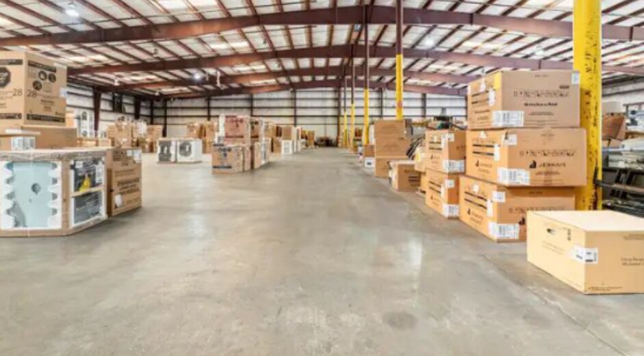 More Photos Of 1925 Industrial Blvd, Harvey Warehouse For Lease