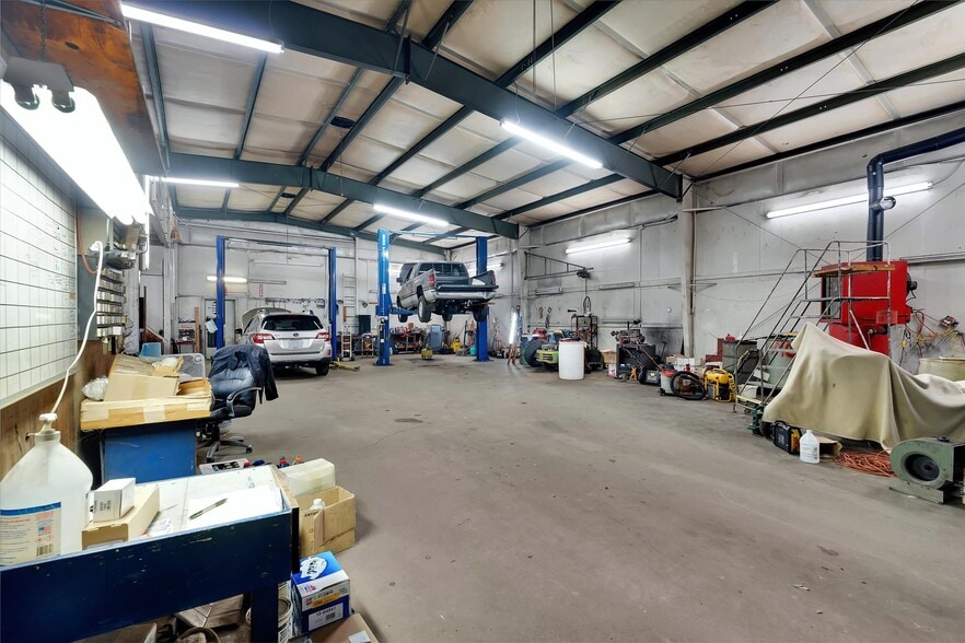 More Photos Of 609 Fair St, Anderson Industrial For Sale