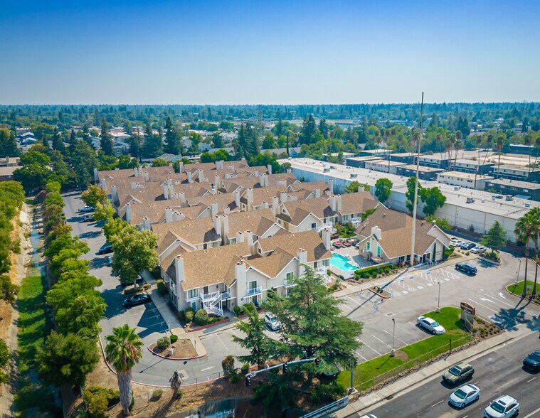 More Photos Of 1530 Howe Ave, Sacramento Hotel For Sale