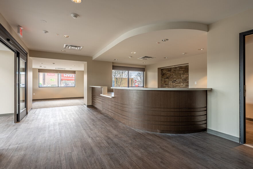 More Photos Of 1150 E Ogden Ave, Naperville Medical For Lease