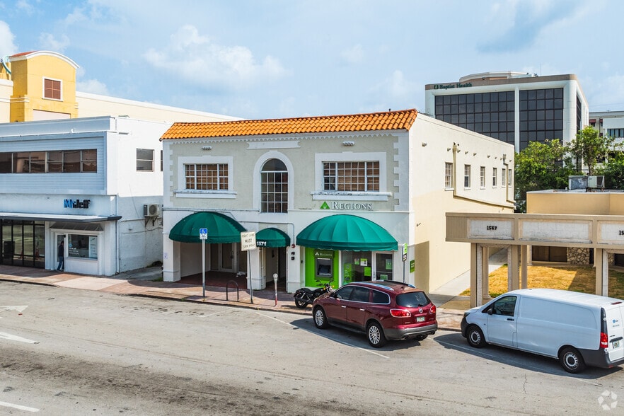 More Photos Of 1569-1573 Sunset Dr, Coral Gables Storefront Retail Office For Lease