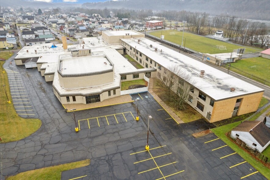 More Photos Of 1200 Orr Ave, Kittanning Schools For Sale
