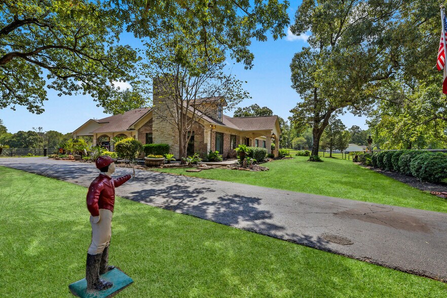 More Photos Of 19042 FM 2854 Rd, Montgomery Land For Sale