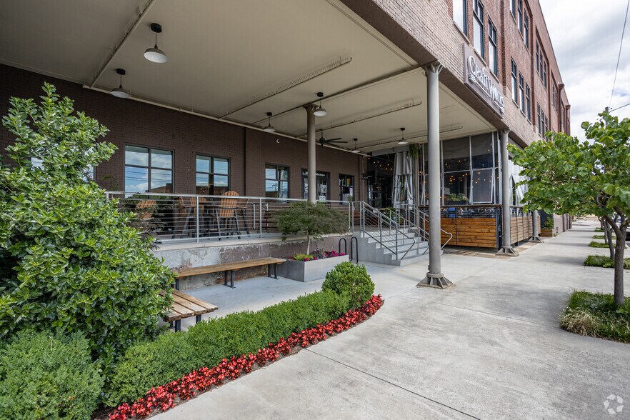 More Photos Of 201 W Main St, Chattanooga Office Residential For Sale