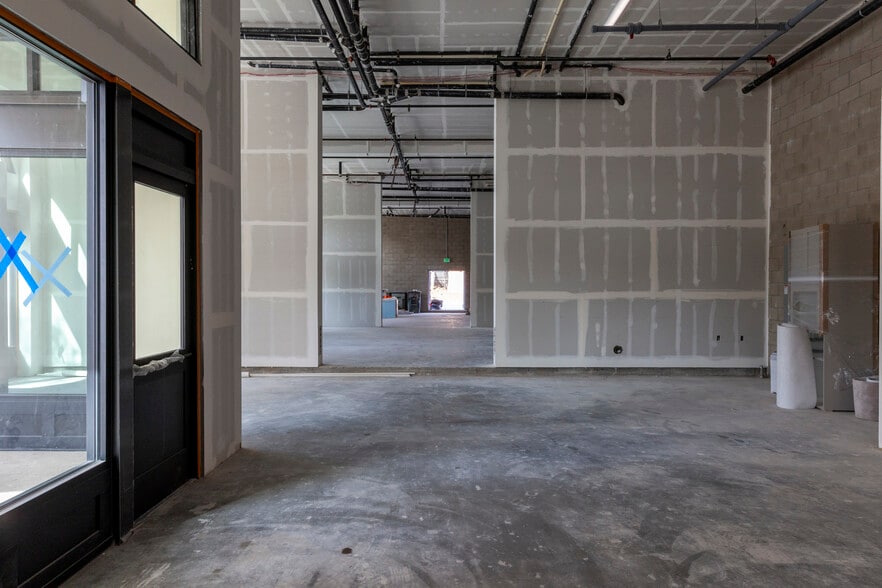 More Photos Of 735 N Orange Blvd, Pasadena Apartments For Sale