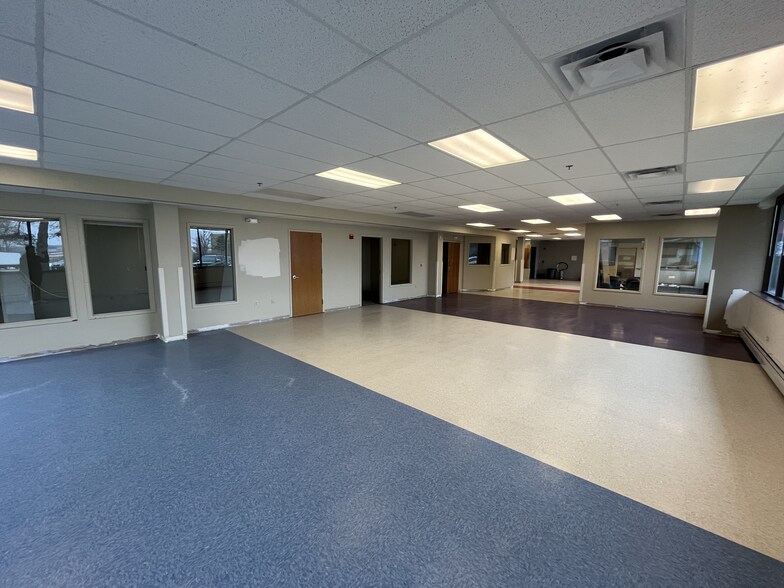 More Photos Of 2917 International Ln, Madison Office For Sale