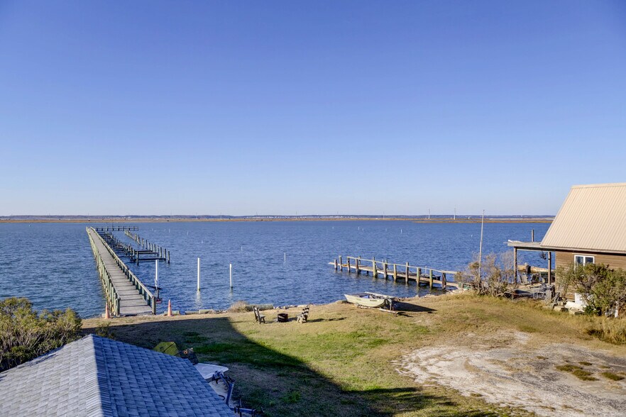 More Photos Of 3691 Main St, Chincoteague Marina For Sale