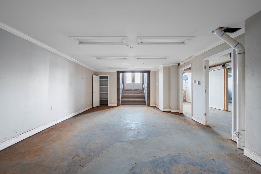 More Photos Of 707 Georgia Ave, Chattanooga Flex For Sale