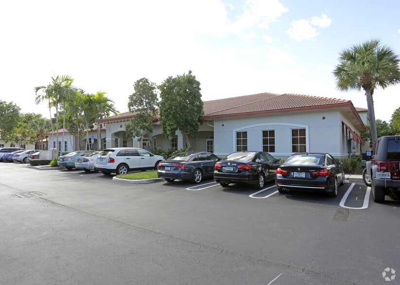 More Photos Of 5501 N University Dr, Coral Springs Office For Sale