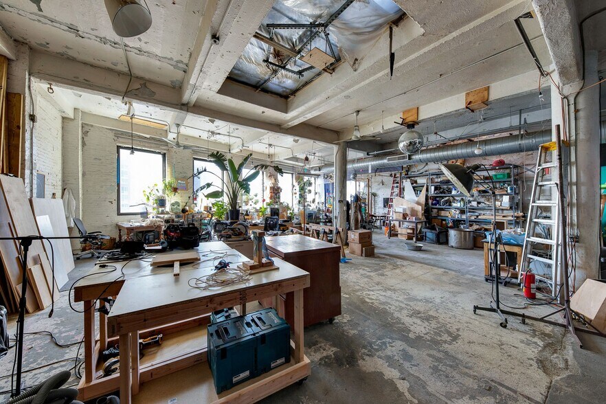 More Photos Of 33 Flatbush Ave, Brooklyn Office For Sale