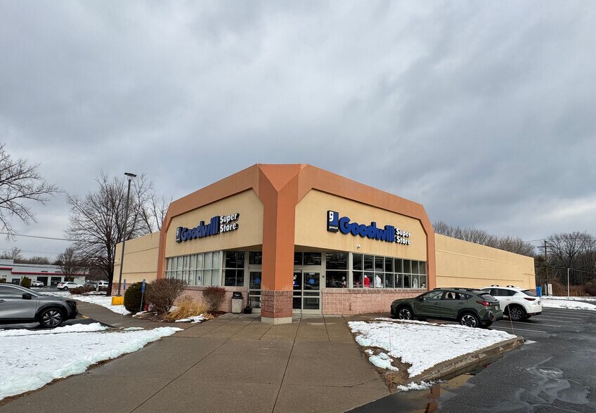 More Photos Of 232-238 Tolland Tpke, Manchester Unknown For Lease