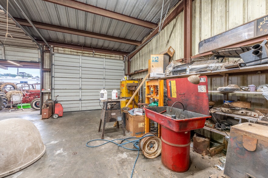 More Photos Of 17727 FM 2920 Rd, Tomball Auto Dealership For Sale