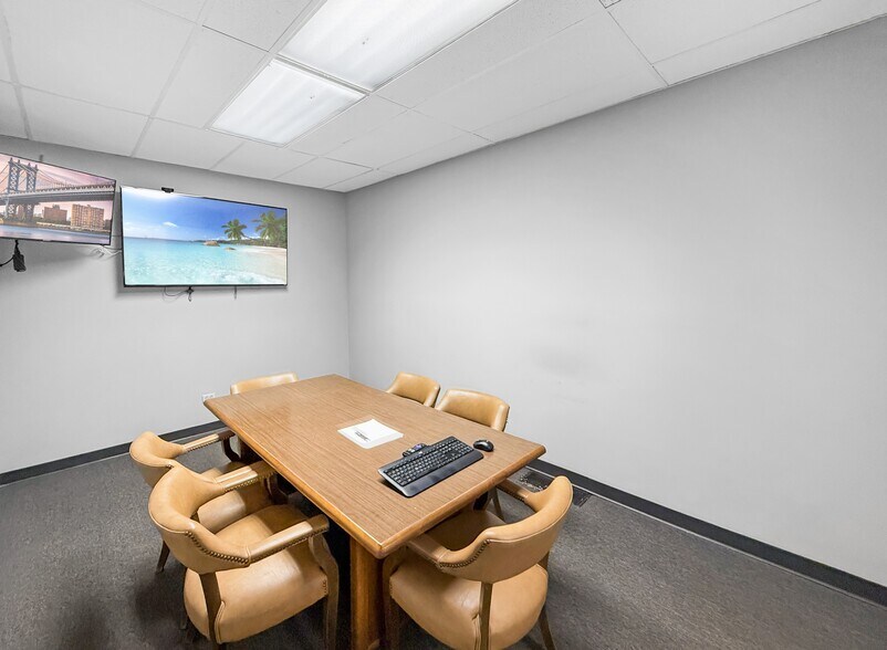 More Photos Of 1901 8th Ave, Tuscaloosa Office For Lease