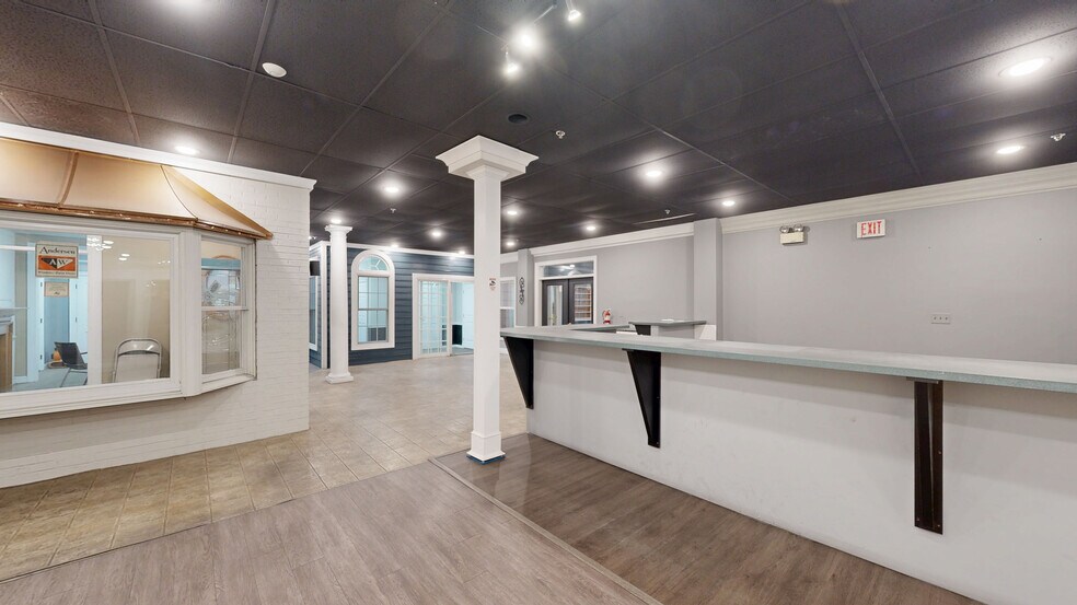 More Photos Of 7000 Old Landover Rd, Landover Warehouse For Lease