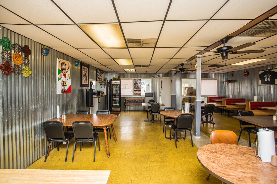 More Photos Of 6313 19th St, Lubbock Fast Food For Sale