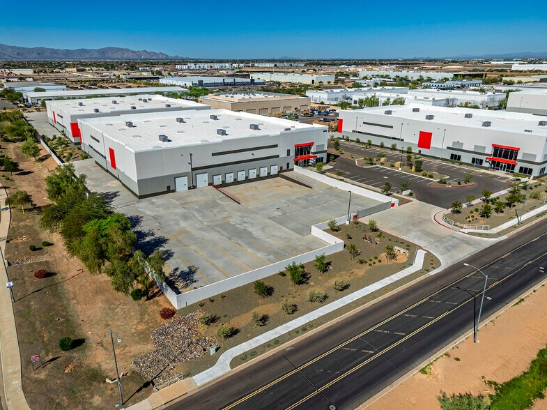 More Photos Of 10700 N 132nd Ave, Surprise Industrial For Sale