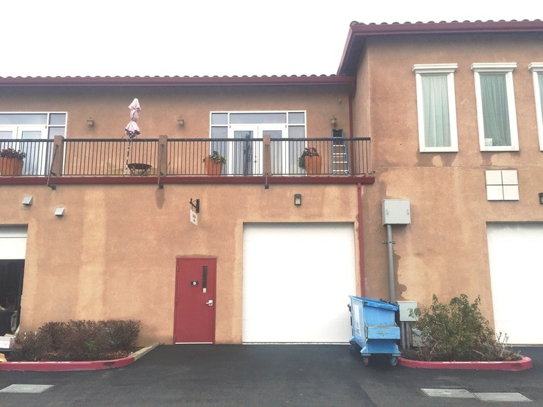 More Photos Of 819-829 Cowan Rd, Burlingame Flex For Lease