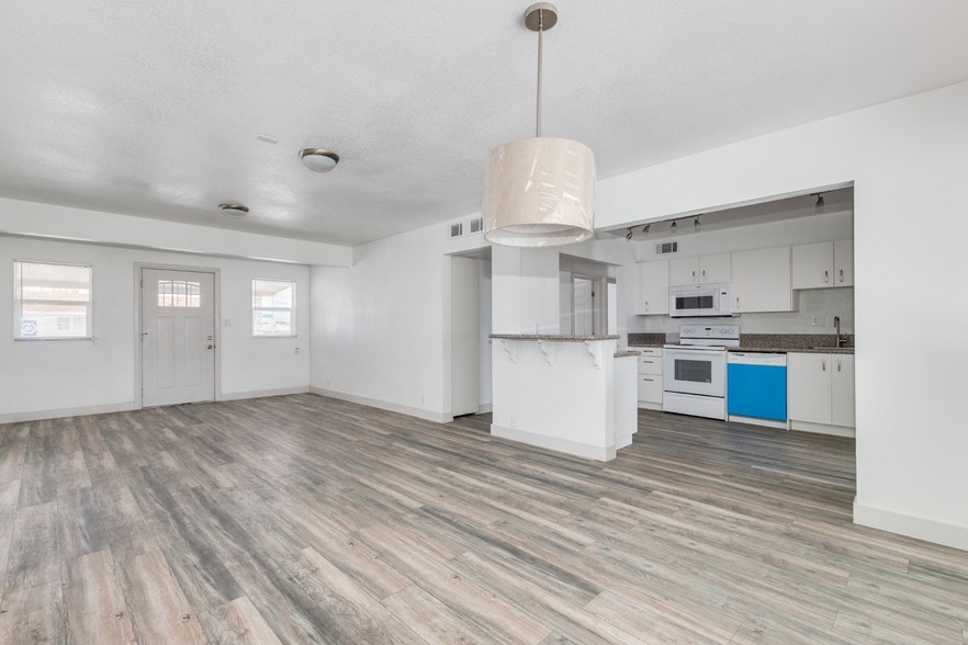 More Photos Of 1204 S Eastern Ave, Las Vegas Religious Facility For Sale