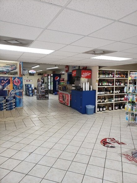 More Photos Of 125 Highway 247, Russellville Service Station For Lease