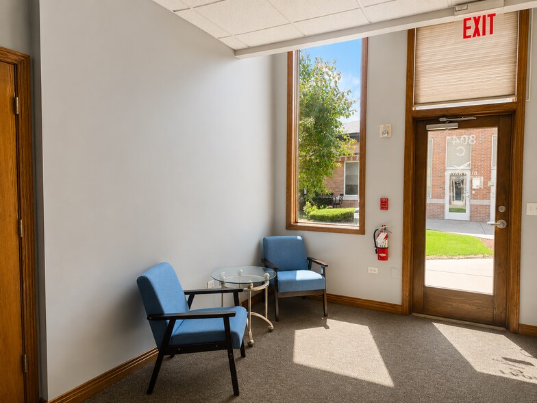 More Photos Of 8041 W 186th St, Tinley Park Loft Creative Space For Sale