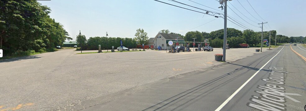 Primary Photo Of 4129 Middle Country Rd, Calverton General Retail For Lease