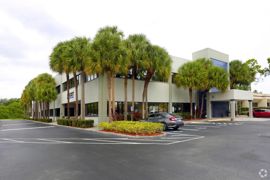 More Photos Of 14100 58th St N, Clearwater Medical For Lease