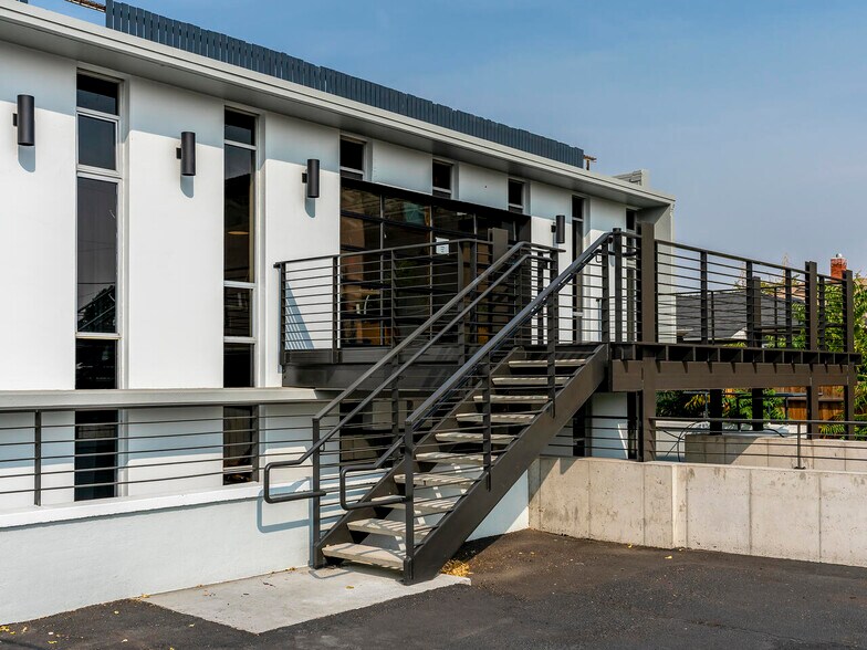 More Photos Of 400 S Wells Ave, Reno Office For Lease