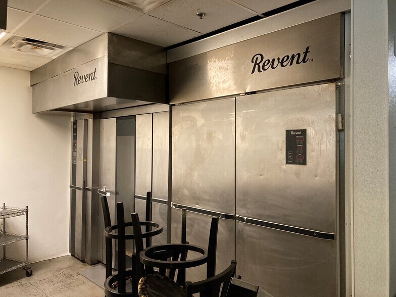 More Photos Of 6267 Old Water Oak Rd, Tallahassee Unknown For Lease