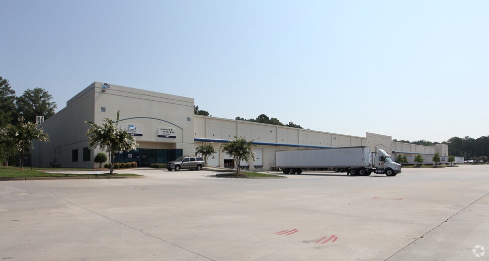 More Photos Of 5286 Georgia Highway 85, Atlanta Warehouse For Lease