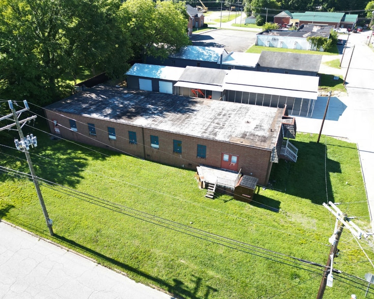 More Photos Of 113 Myrtle St, Thomasville Light Distribution For Sale