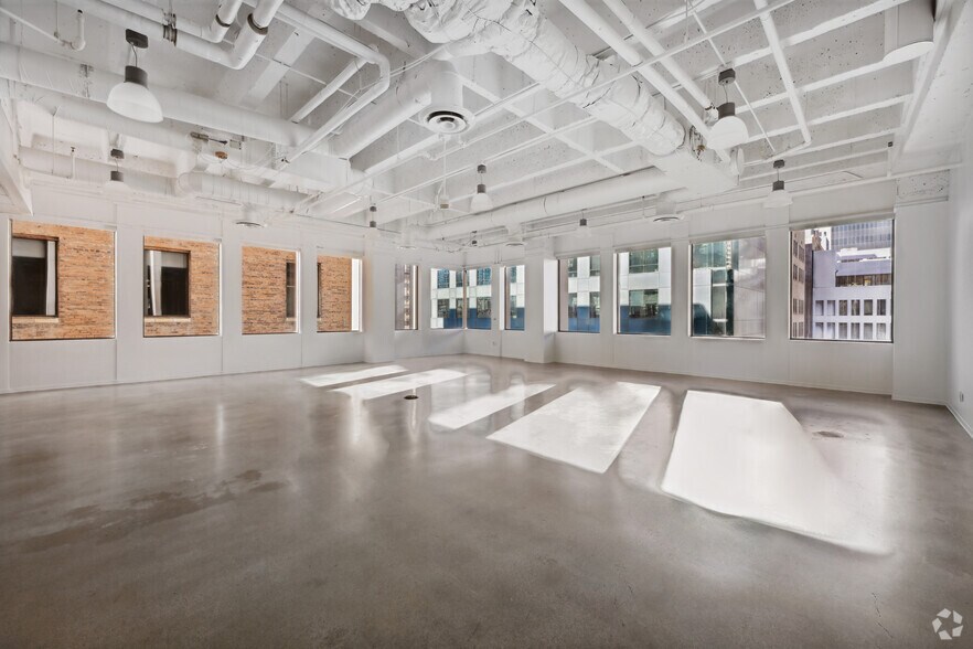 More Photos Of 626 Wilshire Blvd, Los Angeles Office For Lease