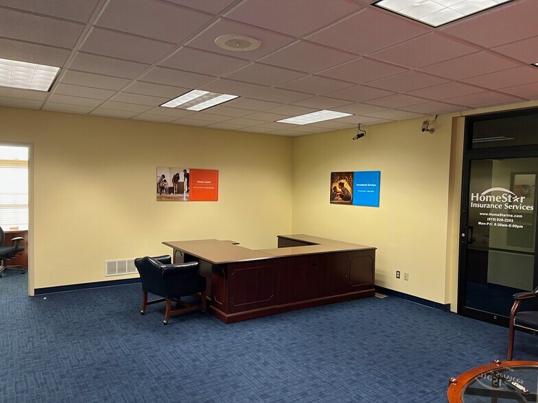 More Photos Of 435 E North St, Bradley Bank For Sale