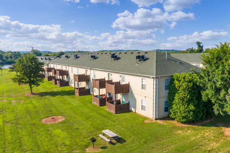More Photos Of 111 Erie Ct, Shepherdsville Apartments For Sale