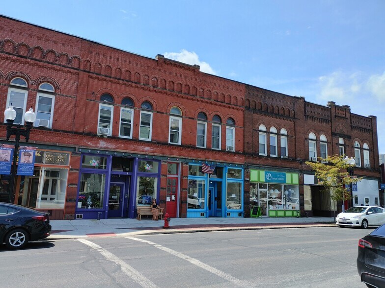 Primary Photo Of 27 W Columbus St, Nelsonville Storefront Retail Office For Lease