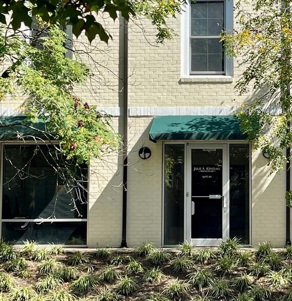 More Photos Of 1001 E Market St, Charlottesville Office Residential For Sale