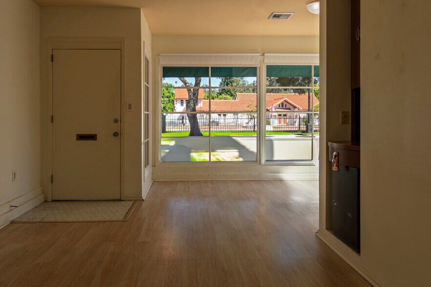 More Photos Of 583 Dana St, San Luis Obispo Freestanding For Lease