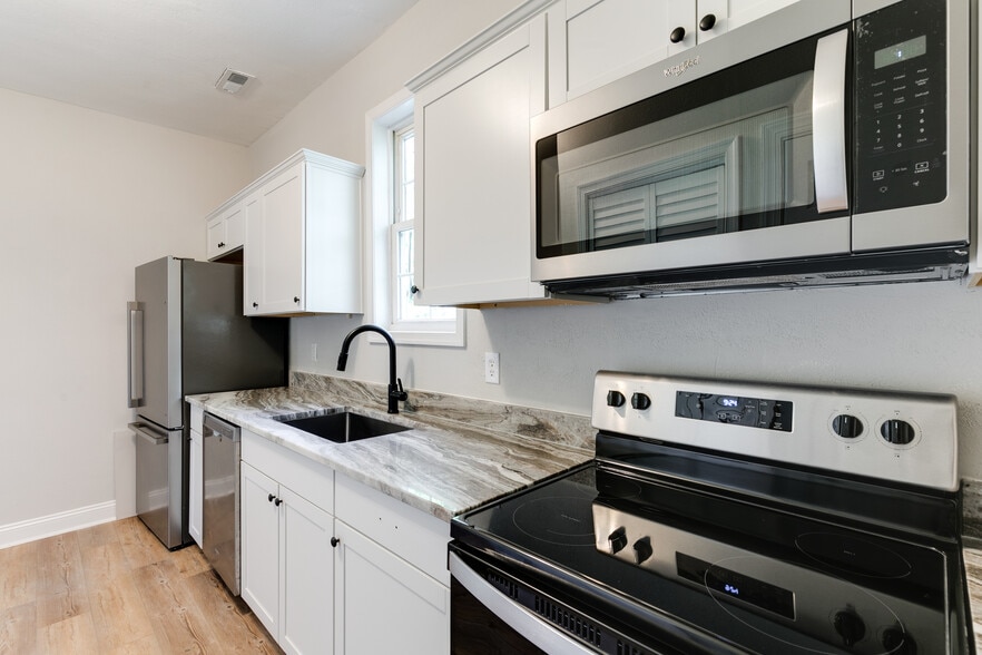 More Photos Of 3418 Carolina Ave, Richmond Multifamily For Sale