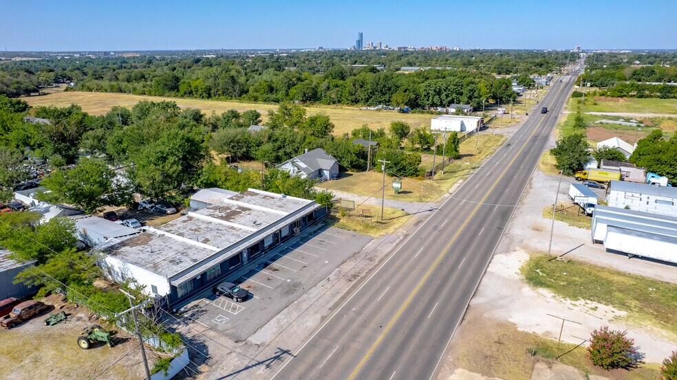 More Photos Of 3024-3030 NE 23rd St, Oklahoma City Freestanding For Sale