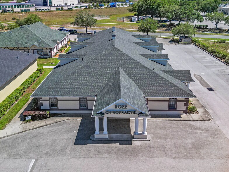 More Photos Of 224 Mariner Blvd, Spring Hill Medical For Sale