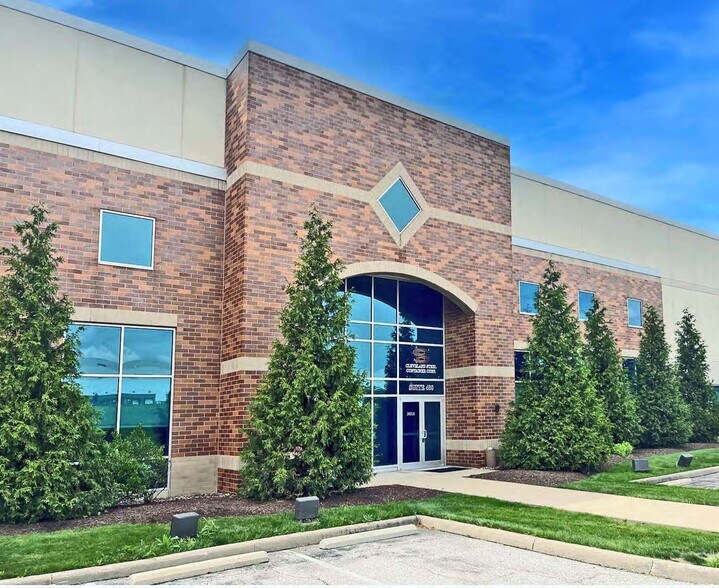 Primary Photo Of 30310 Emerald Valley Pky, Glenwillow Warehouse For Lease