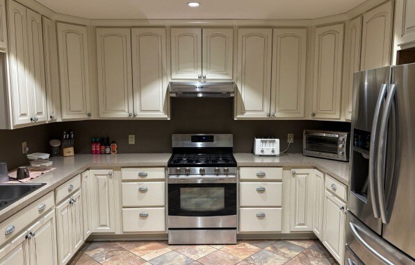 More Photos Of 2590 Monroe St, York Warehouse For Sale