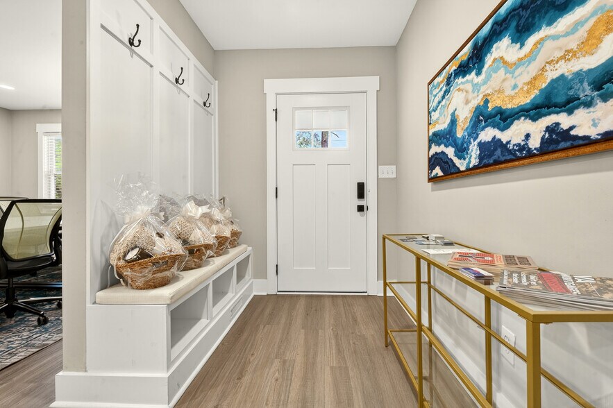 More Photos Of 1120 Central Ave, Summerville Office For Sale