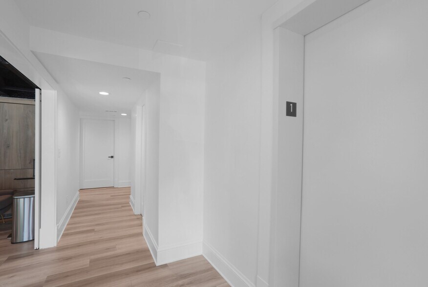 More Photos Of 1074 Ponce De Leon Ave, Atlanta Office For Sale